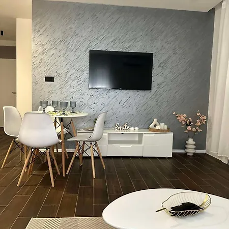 Symphony Pensión 4*