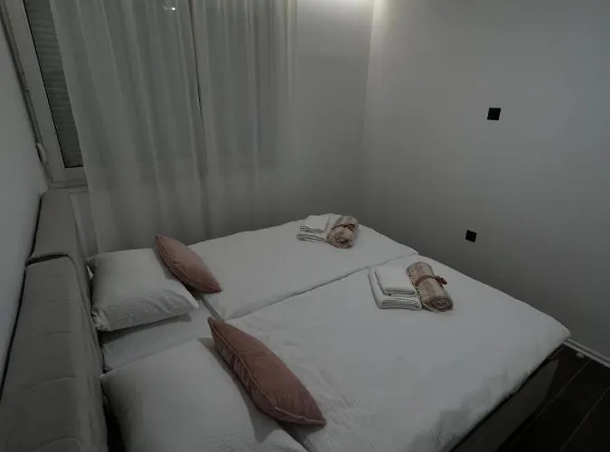 ゲストハウス Symphony モスタル