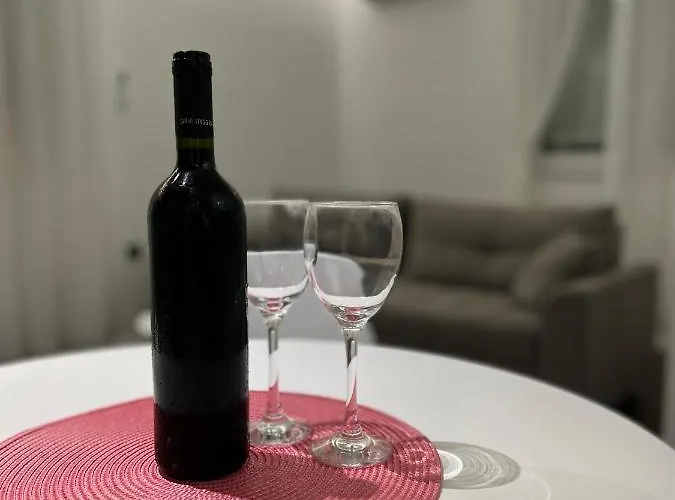 ゲストハウス Symphony