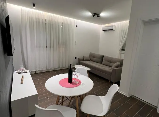 Symphony モスタル