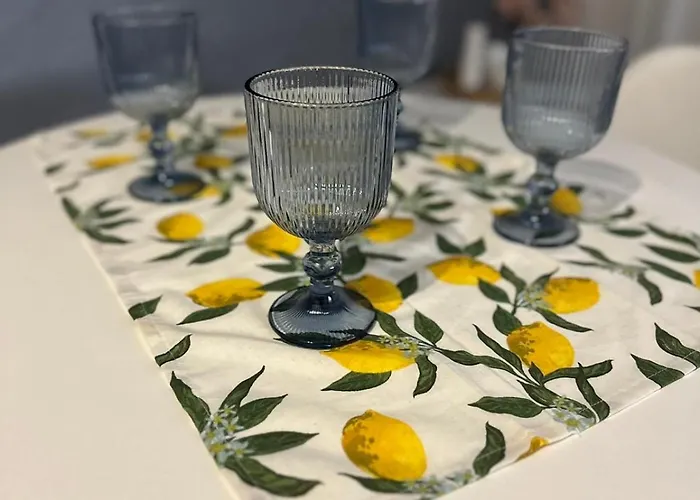 Symphony ゲストハウス モスタル