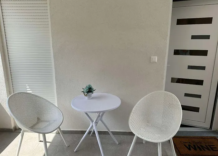 Symphony ゲストハウス